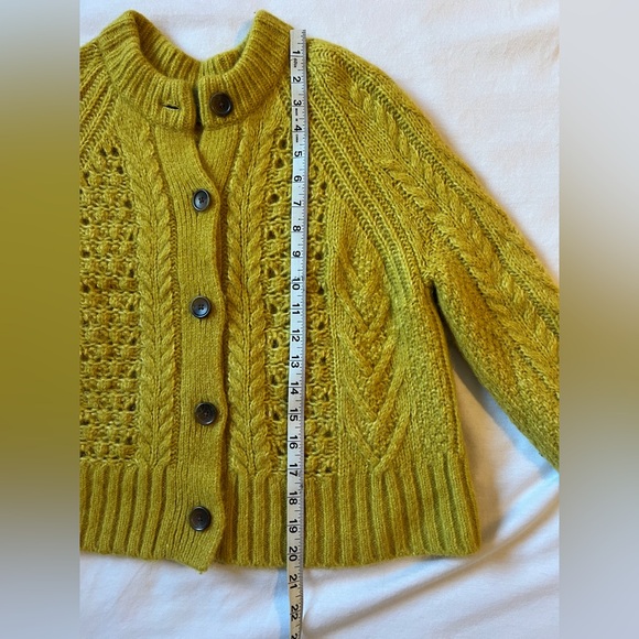 Everlane Alpaca, Merino Wool & Pima Cotton Cable Knit Cardigan - Picture 6 of 9